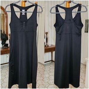 The North Face Black Sleeveless Chemise